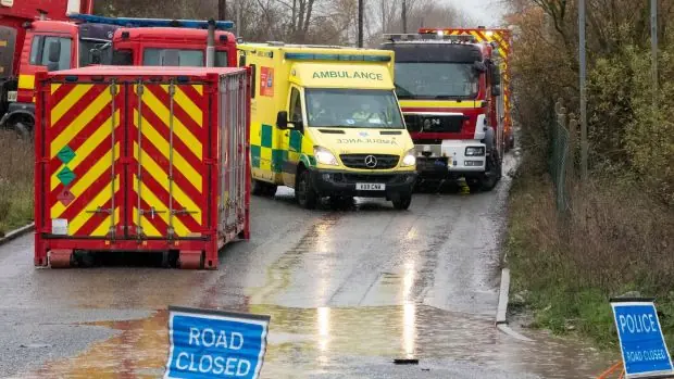 Services d'urgence sur le site de l'explosion à Avonmouth, Bristol. Photographie: EPA